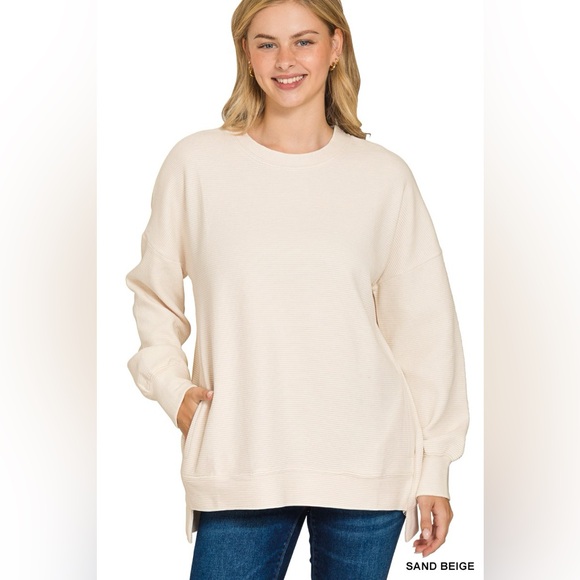 Zenana Full Size Acid Washed Double Ribbed Hi-low Sweatshirt Plus Size - Picture 1 of 4